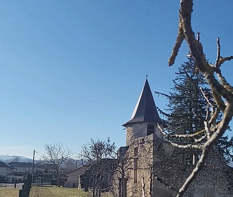 LES ABRETS EN DAUPHINE – Château Bayard